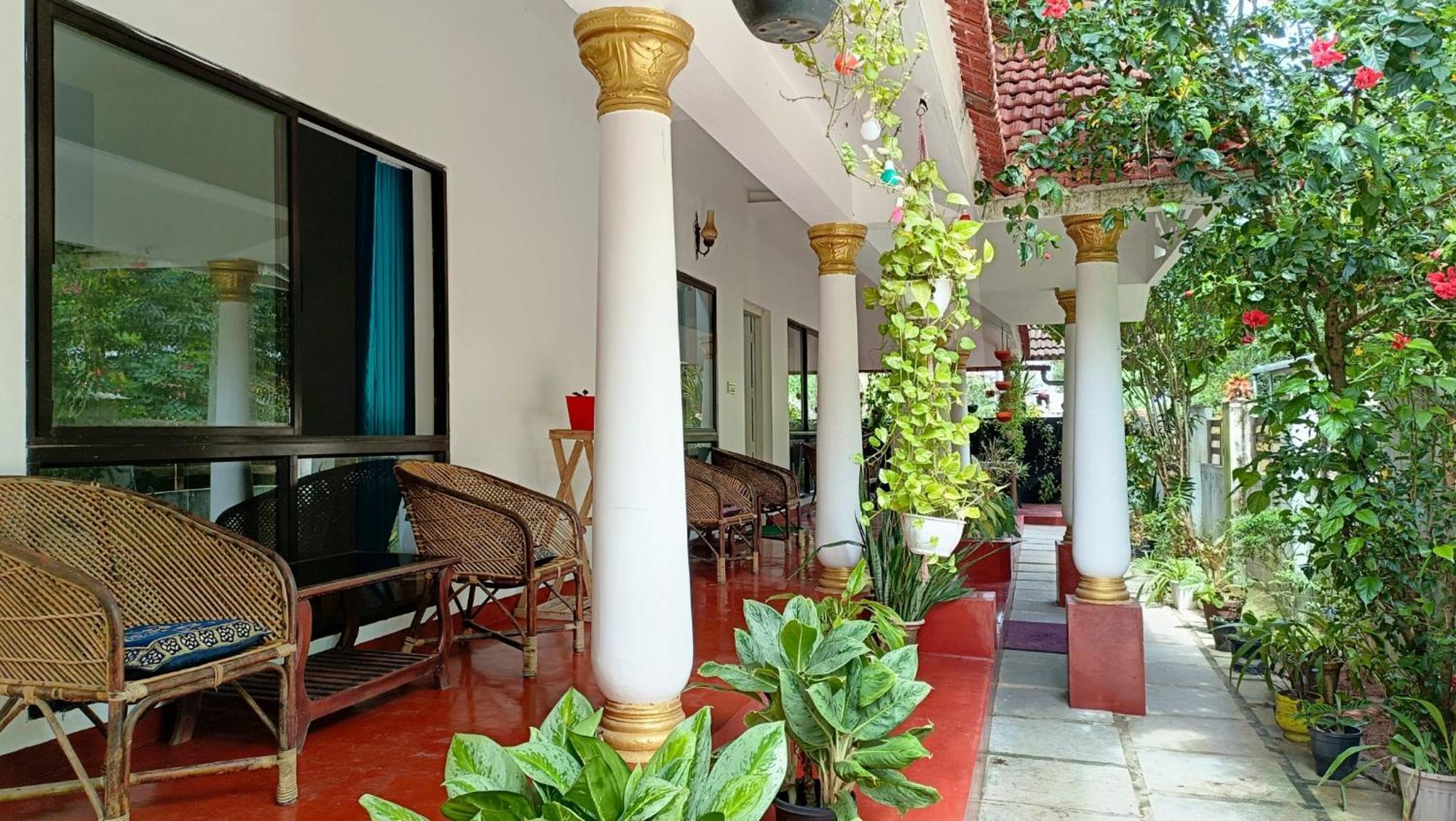 Marari Beach Cleetus Homestay มาราริคุลาม ภายนอก รูปภาพ