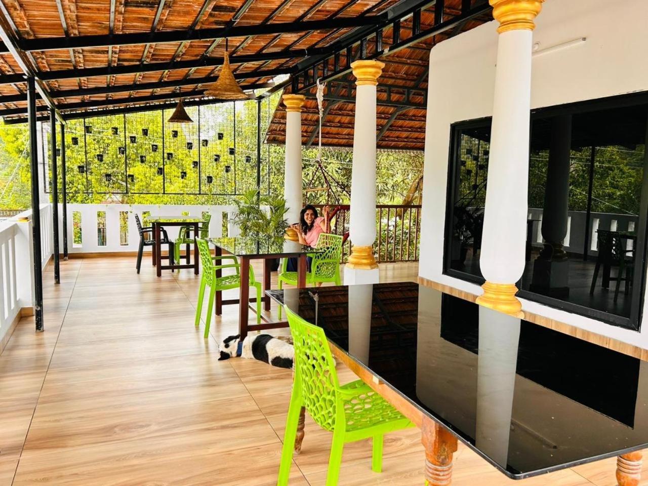 Marari Beach Cleetus Homestay มาราริคุลาม ภายนอก รูปภาพ