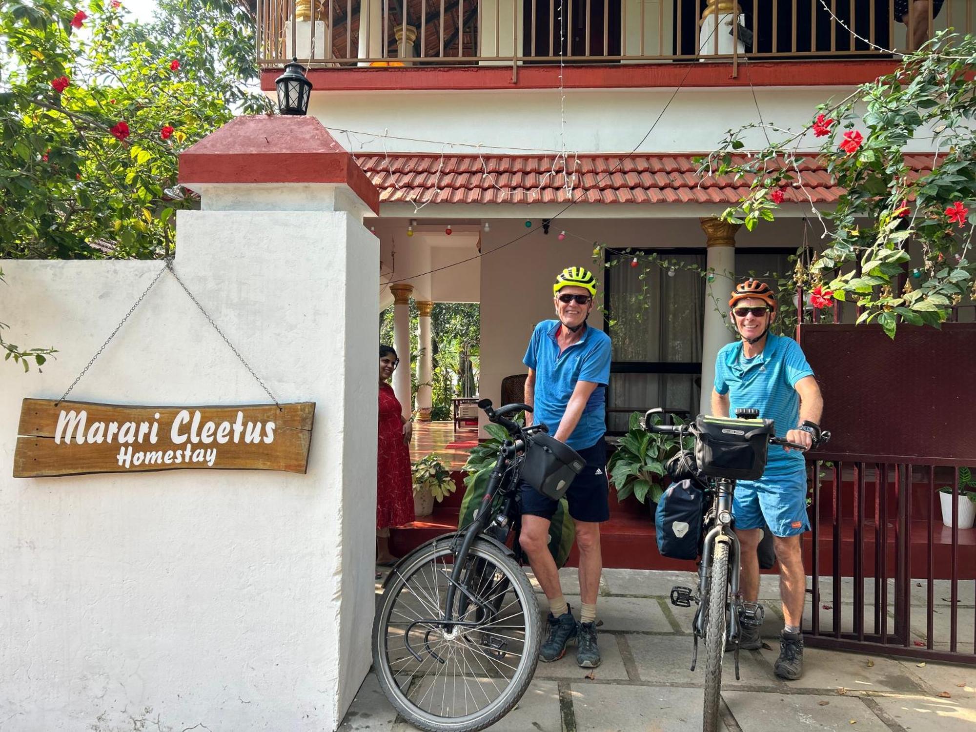 Marari Beach Cleetus Homestay มาราริคุลาม ภายนอก รูปภาพ
